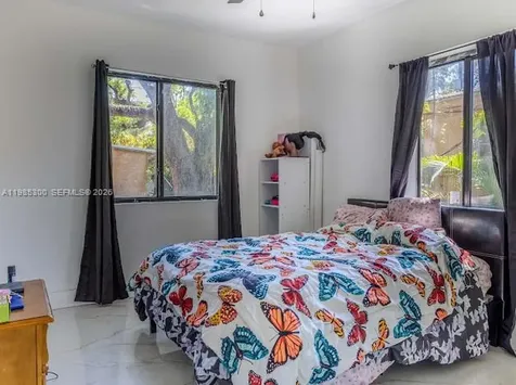 666 NE 164th Terrace Miami FL 33162