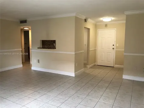 9467 SW 76th Street Miami FL 33173