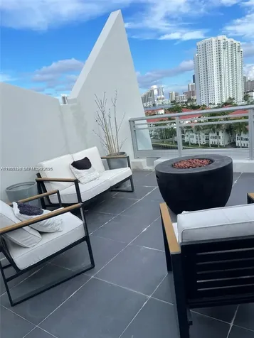 2950 NE 188th Street Aventura FL 33180