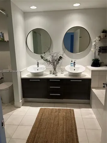 2950 NE 188th Street Aventura FL 33180