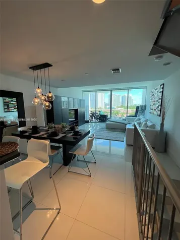 2950 NE 188th Street Aventura FL 33180