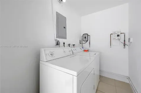 511 NW 93rd Street Miami FL 33150