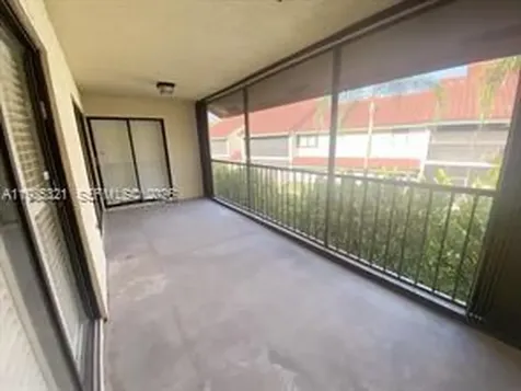 23 W Lexington Lane Palm Beach Gardens FL 33418