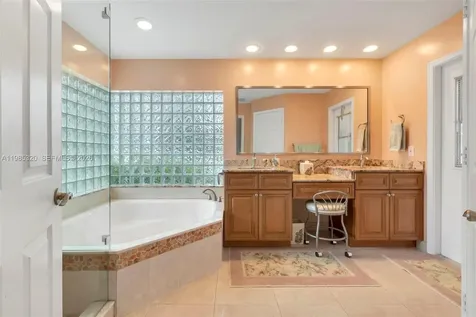 4927 NW 67th Avenue Lauderhill FL 33319