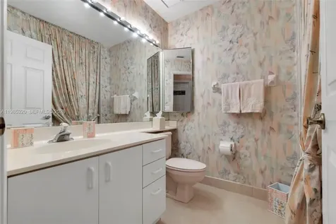 4927 NW 67th Avenue Lauderhill FL 33319