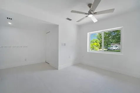 4053 SW 8th Street Plantation FL 33317
