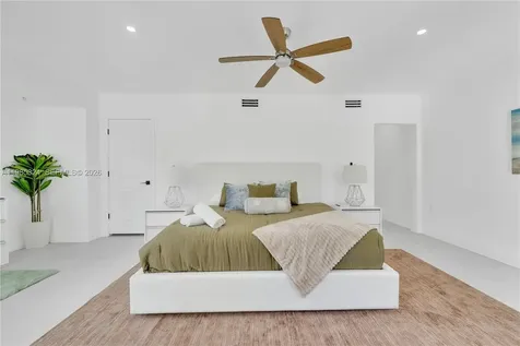 4053 SW 8th Street Plantation FL 33317