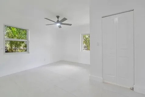 4053 SW 8th Street Plantation FL 33317