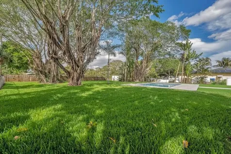 4053 SW 8th Street Plantation FL 33317