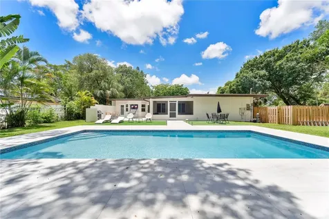 4053 SW 8th Street Plantation FL 33317