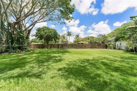 4053 SW 8th Street Plantation FL 33317