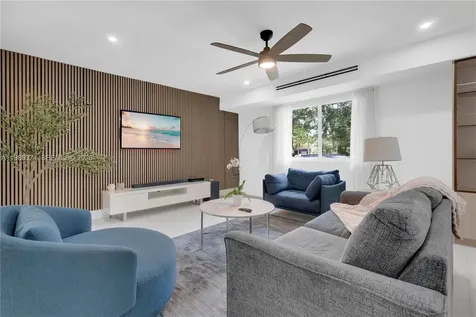 4053 SW 8th Street Plantation FL 33317