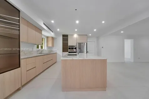 4053 SW 8th Street Plantation FL 33317