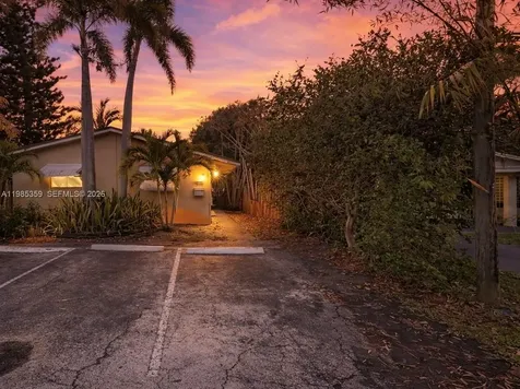 3042 NE 13th Avenue Oakland Park FL 33334