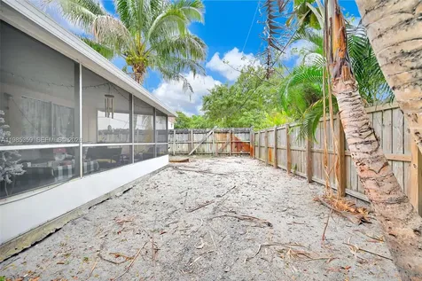 3042 NE 13th Avenue Oakland Park FL 33334