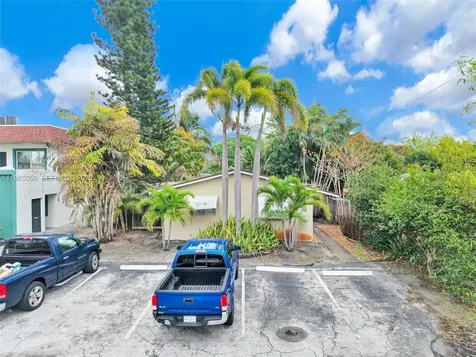 3042 NE 13th Avenue Oakland Park FL 33334