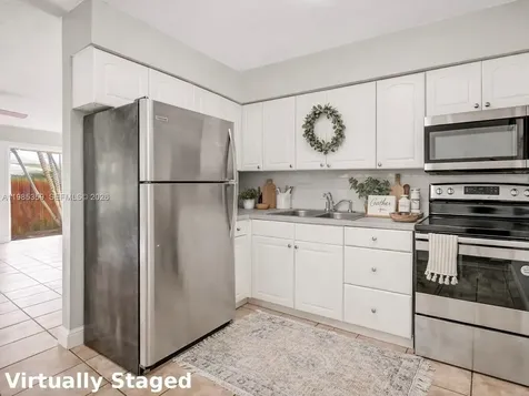 3042 NE 13th Avenue Oakland Park FL 33334