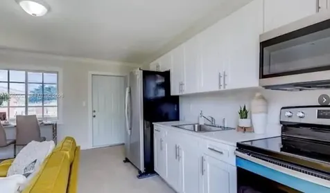 5511 SW 20th Street West Park FL 33023