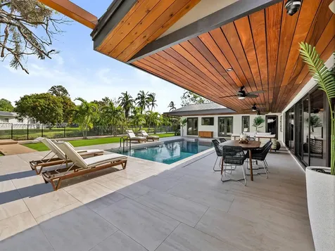 7945 SW 141st Terrace Palmetto Bay FL 33158
