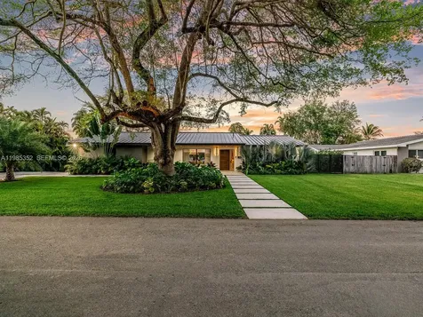7945 SW 141st Terrace Palmetto Bay FL 33158
