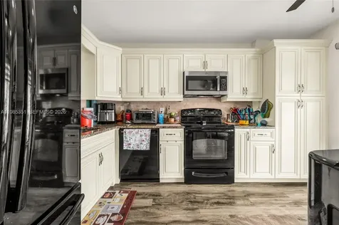 2640 W Gately Drive W West Palm Beach FL 33415