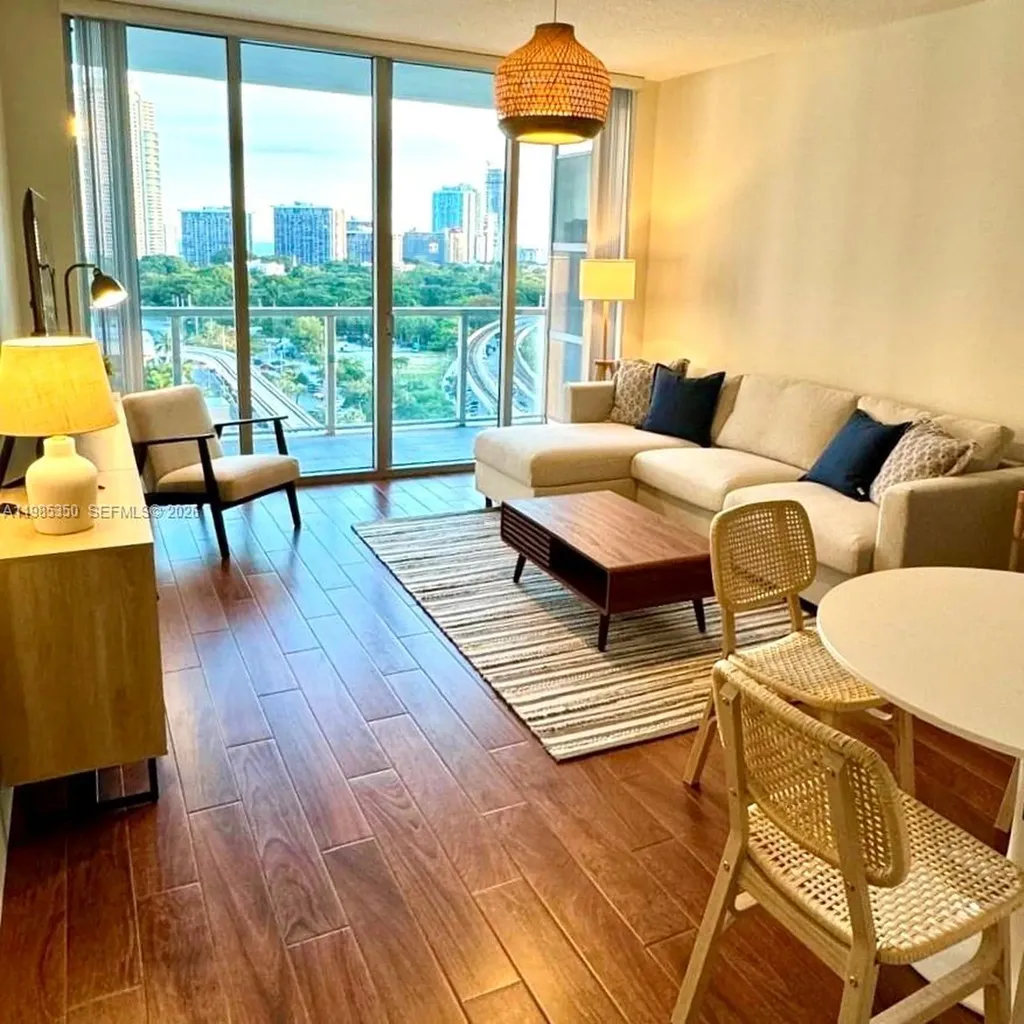 79 SW 12th Street Miami FL 33130