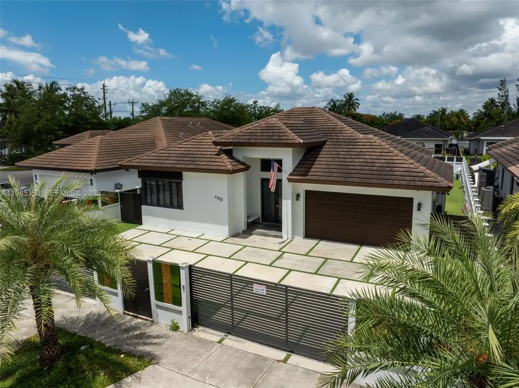 1550 SW 89th Court Miami FL 33174