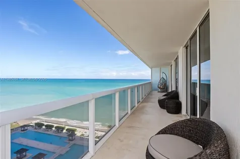 Hallandale Beach FL 33009