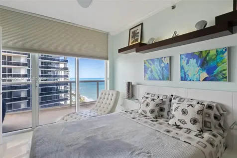 Hallandale Beach FL 33009