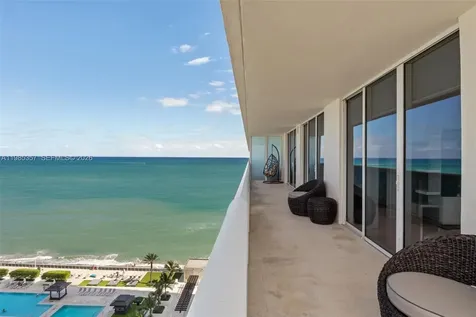 Hallandale Beach FL 33009