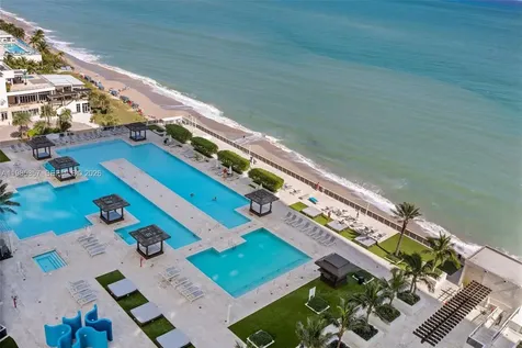 Hallandale Beach FL 33009
