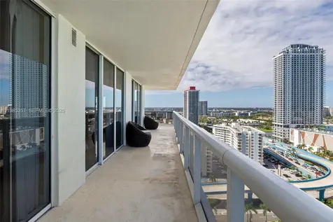 Hallandale Beach FL 33009