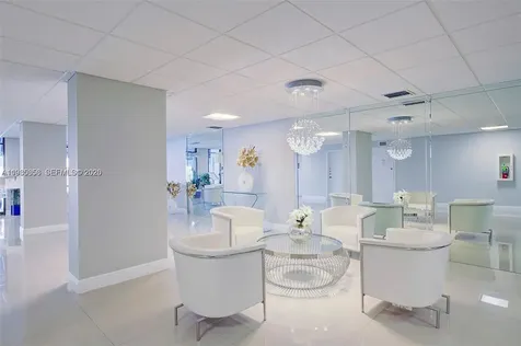 1600 S Ocean Drive Hollywood FL 33019