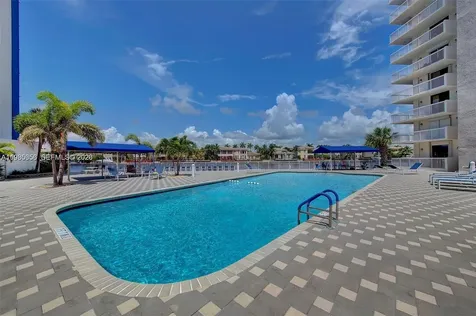1600 S Ocean Drive Hollywood FL 33019