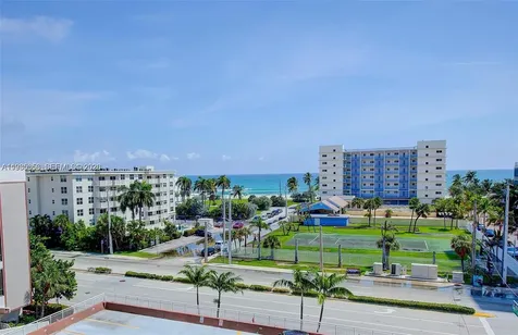 1600 S Ocean Drive Hollywood FL 33019