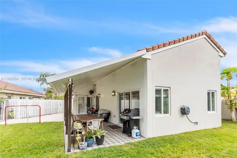 12742 NW 11th Place Sunrise FL 33323