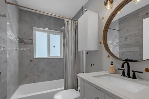 12742 NW 11th Place Sunrise FL 33323