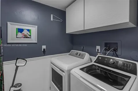 12742 NW 11th Place Sunrise FL 33323