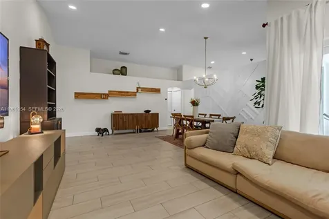 12742 NW 11th Place Sunrise FL 33323