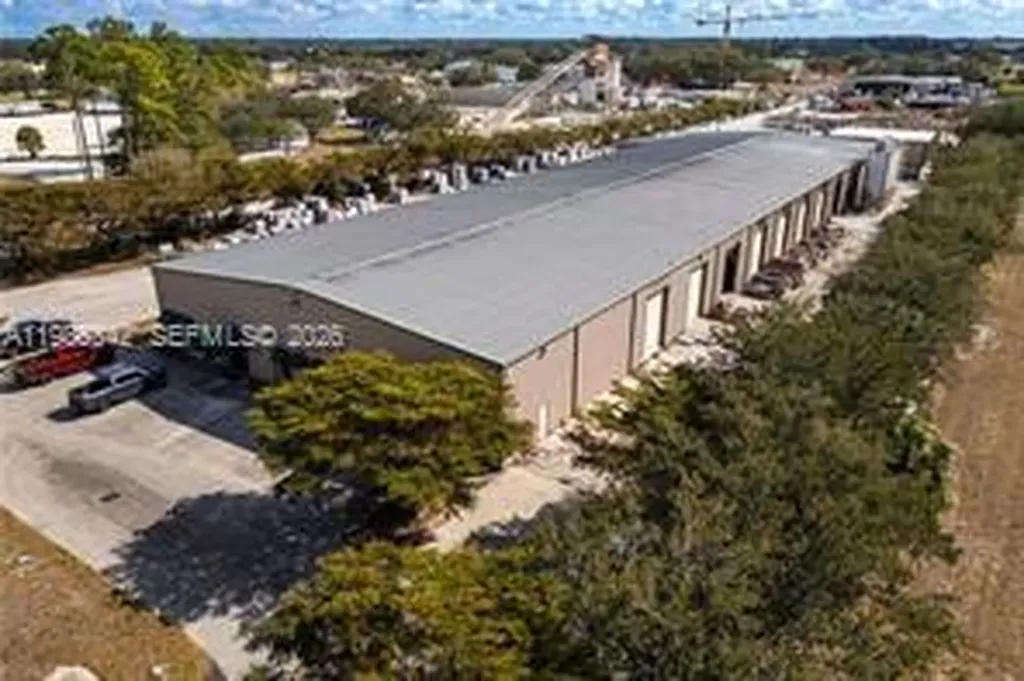 1515 Forestry Division Road La Belle FL 33935