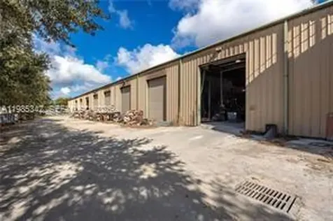 1515 Forestry Division Road La Belle FL 33935