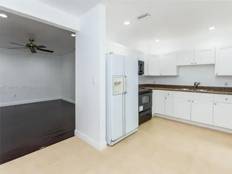 6300 NW 41st Street Virginia Gardens FL 33166