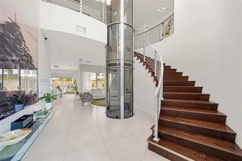 7515 NW 99th Avenue Doral FL 33178
