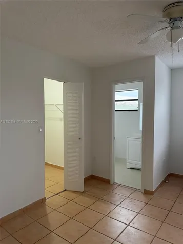425 W Park Drive Miami FL 33172