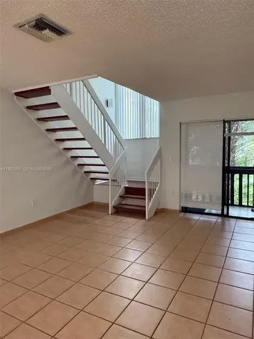 425 W Park Drive Miami FL 33172