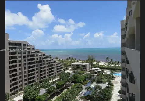 201 Crandon Boulevard Key Biscayne FL 33149