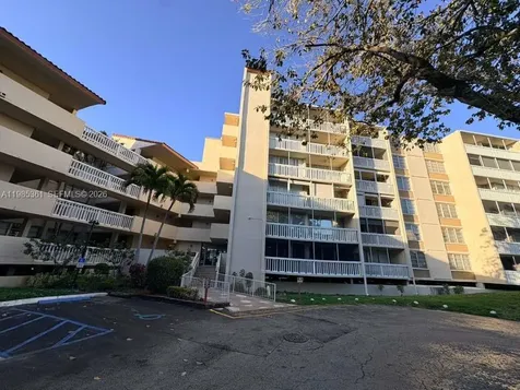 7051 Environ Boulevard Lauderhill FL 33319