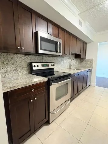 7051 Environ Boulevard Lauderhill FL 33319