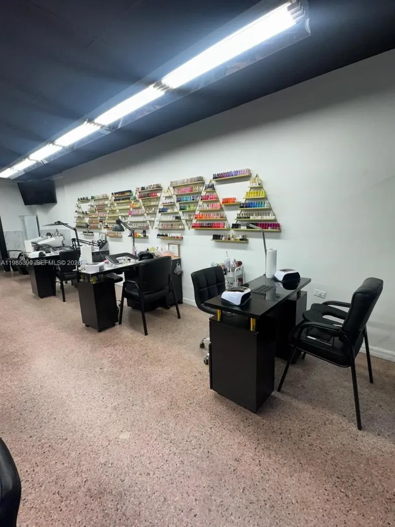 Beauty Salon For Sale In Flagler Street Miami FL 33144