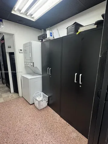 Beauty Salon For Sale In Flagler Street Miami FL 33144